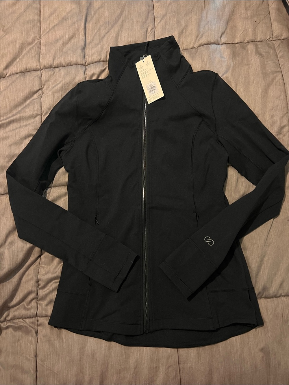 Maternity fitness jacket